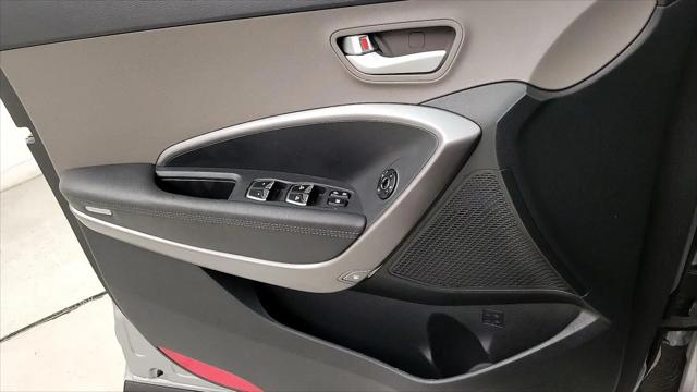 2017 Hyundai Santa Fe SE