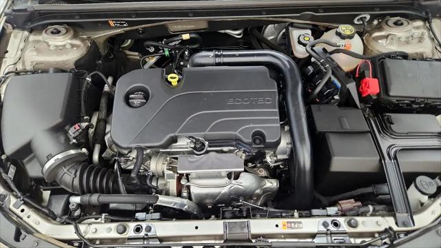 2022 Chevrolet Malibu FWD LT