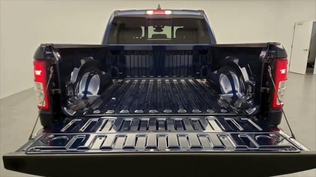 2022 Ram 1500 Big Horn Crew Cab 4x4 5'7" Box
