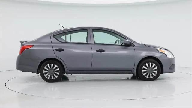 2019 Nissan Versa 1.6 S+