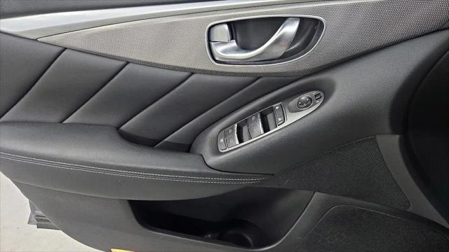 2014 INFINITI Q50 Standard