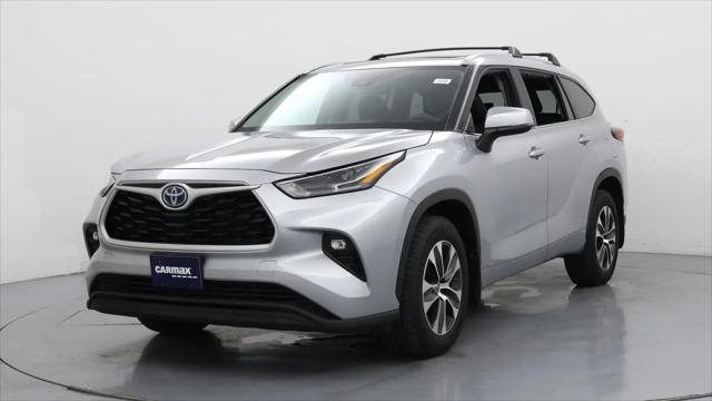 2022 Toyota Highlander Hybrid XLE