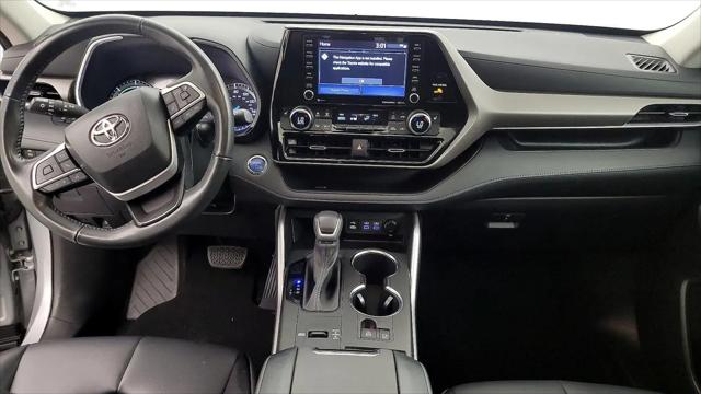 2022 Toyota Highlander Hybrid XLE