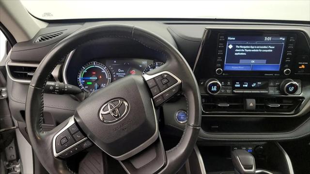 2022 Toyota Highlander Hybrid XLE