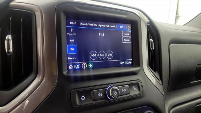 2022 Chevrolet Silverado 1500 2WD Crew Cab Short Bed Custom