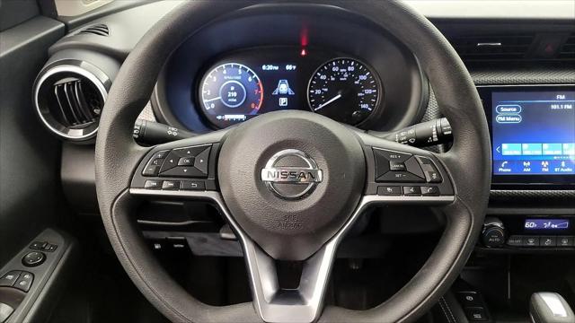 2021 Nissan Kicks SV Xtronic CVT