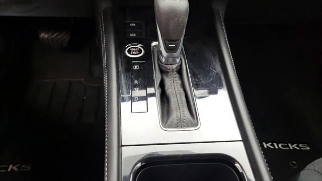 2021 Nissan Kicks SV Xtronic CVT