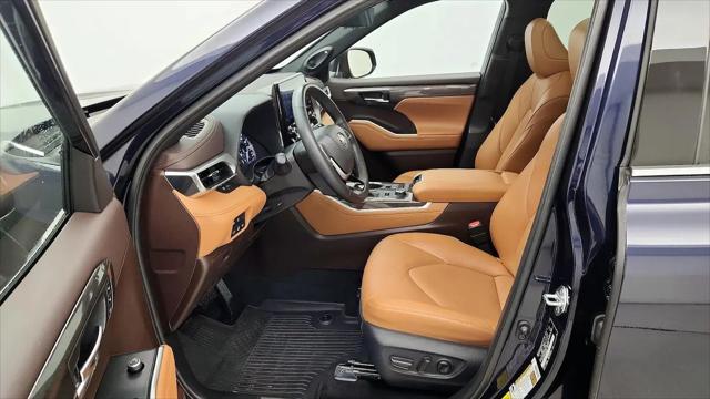 2022 Toyota Highlander Platinum