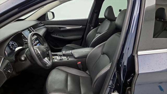 2022 INFINITI QX50 LUXE AWD