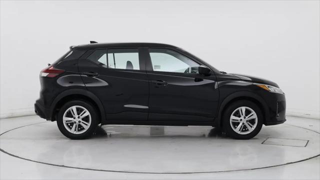 2022 Nissan Kicks S Xtronic CVT