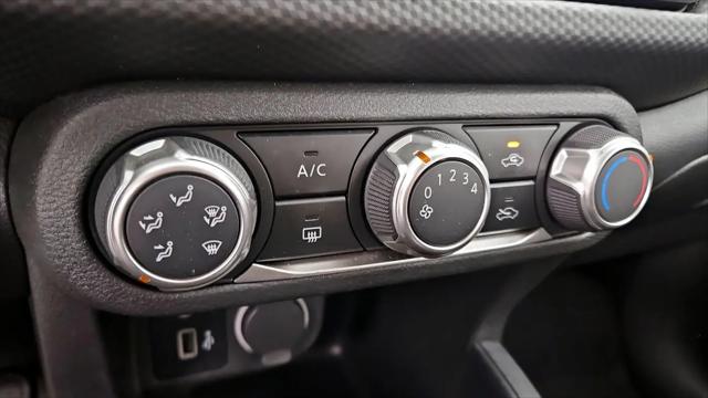 2022 Nissan Kicks S Xtronic CVT