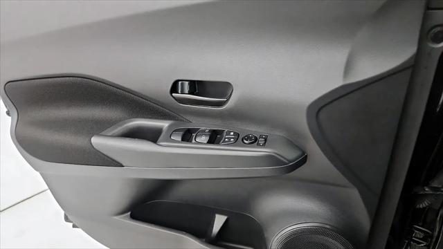 2022 Nissan Kicks S Xtronic CVT
