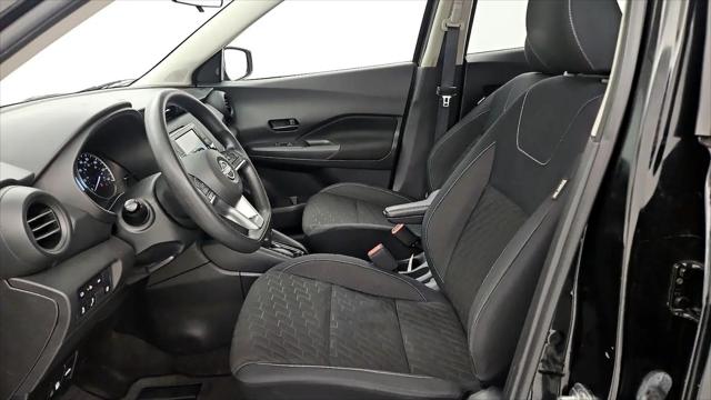 2022 Nissan Kicks S Xtronic CVT