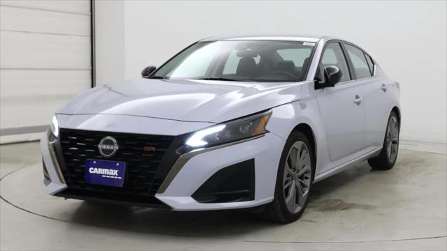 2023 Nissan Altima SR FWD