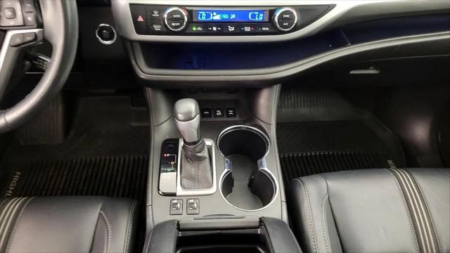 2018 Toyota Highlander SE