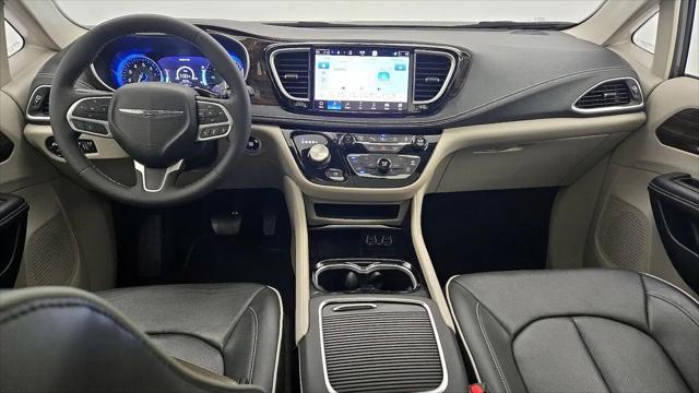2023 Chrysler Pacifica Limited AWD