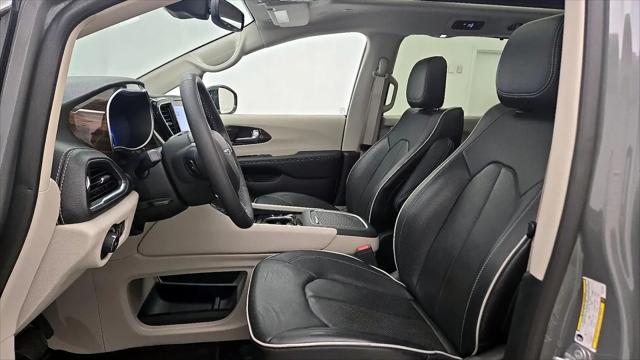2023 Chrysler Pacifica Limited AWD