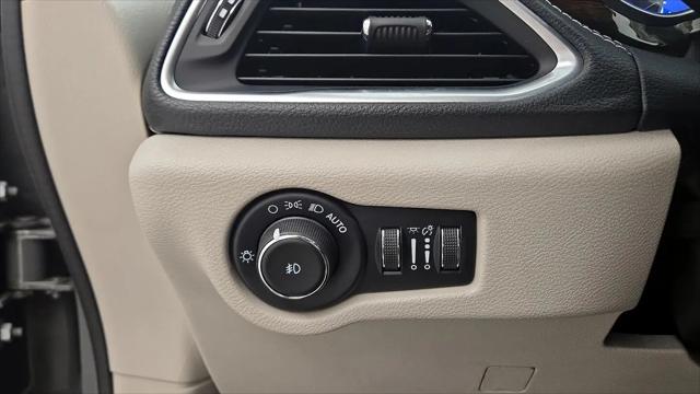 2023 Chrysler Pacifica Limited AWD
