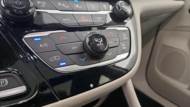 2023 Chrysler Pacifica Limited AWD