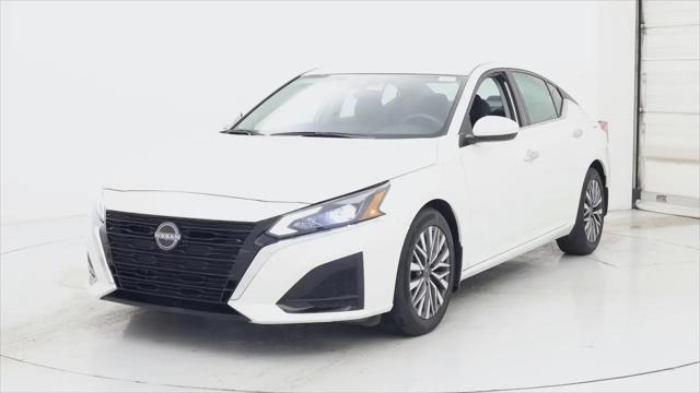 2023 Nissan Altima SV FWD