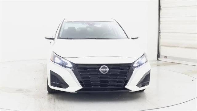 2023 Nissan Altima SV FWD