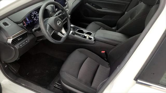 2023 Nissan Altima SV FWD
