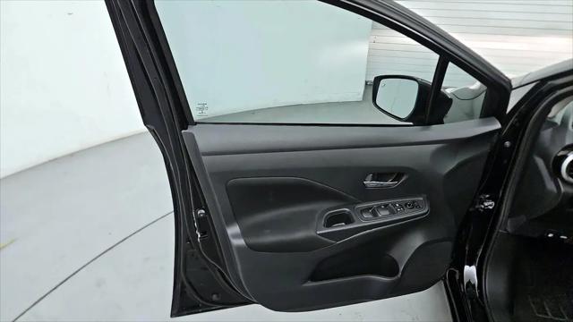 2021 Nissan Versa SV Xtronic CVT