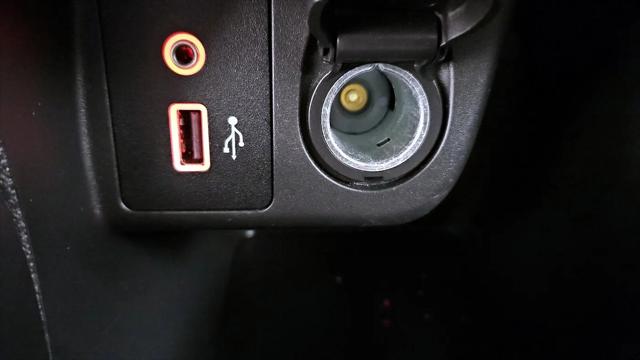 2021 Nissan Versa SV Xtronic CVT