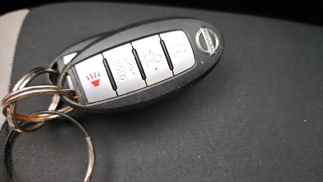 2021 Nissan Versa SV Xtronic CVT