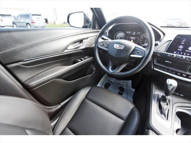 2023 Cadillac CT4 Luxury