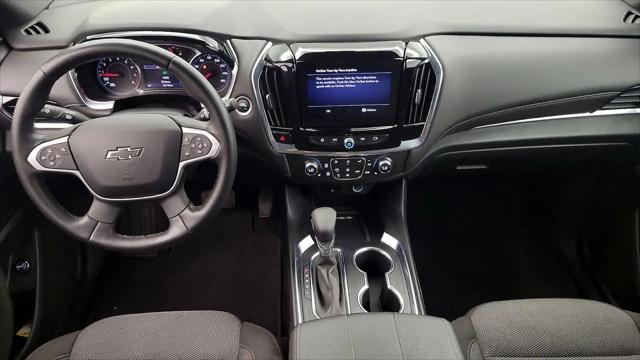 2023 Chevrolet Traverse AWD LT Cloth