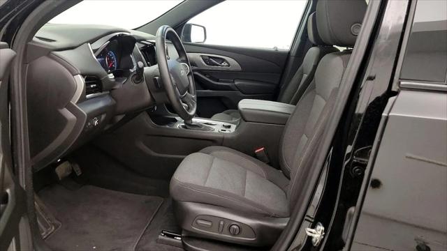 2023 Chevrolet Traverse AWD LT Cloth