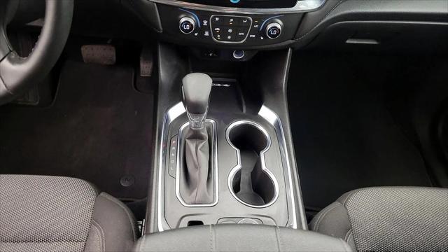 2023 Chevrolet Traverse AWD LT Cloth