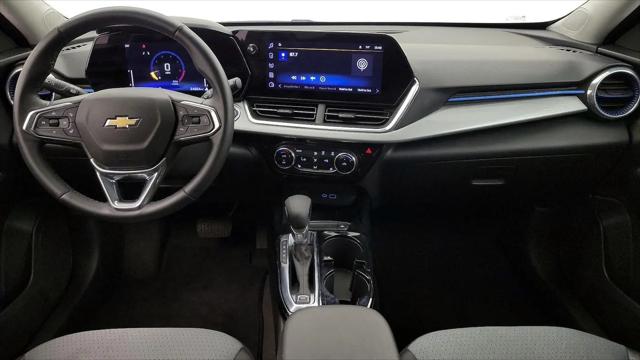 2025 Chevrolet Trax FWD LT