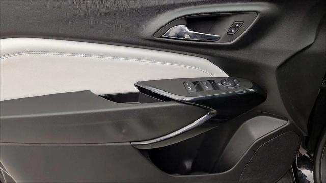 2025 Chevrolet Trax FWD LT