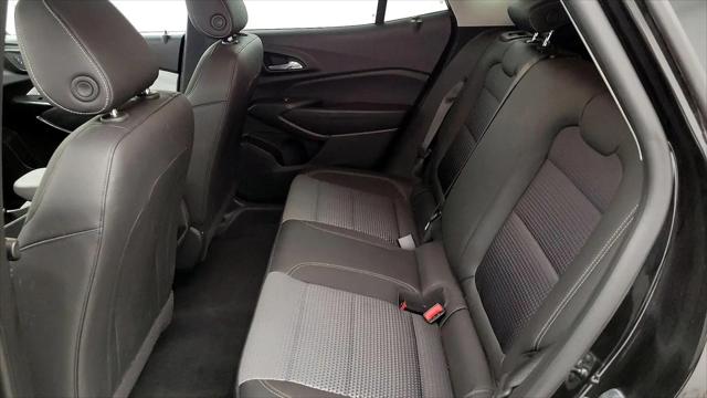 2025 Chevrolet Trax FWD LT