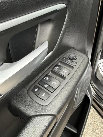 2022 Ram 1500 Lone Star Crew Cab 4x4 5'7" Box