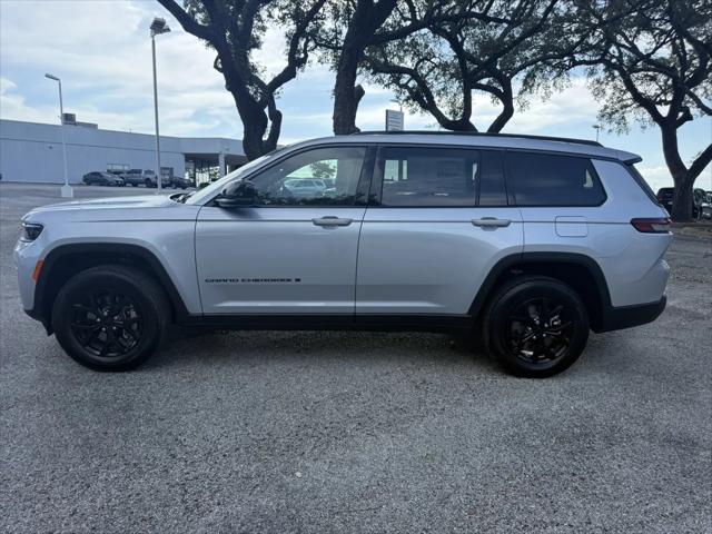 2026 Jeep Grand Cherokee L Altitude 4x4