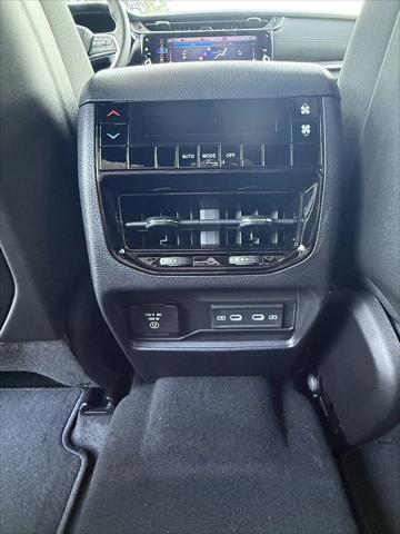 2026 Jeep Grand Cherokee L Altitude 4x4