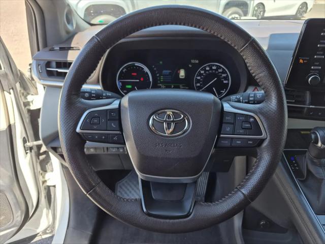 2022 Toyota Sienna Platinum