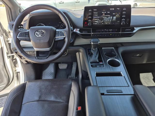 2022 Toyota Sienna Platinum