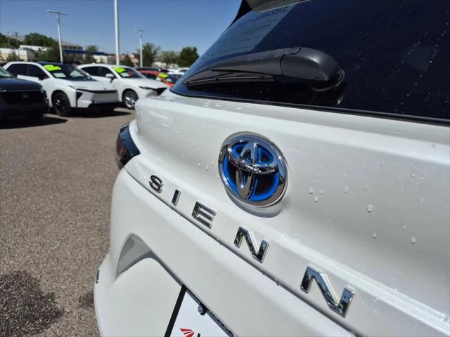 2022 Toyota Sienna Platinum