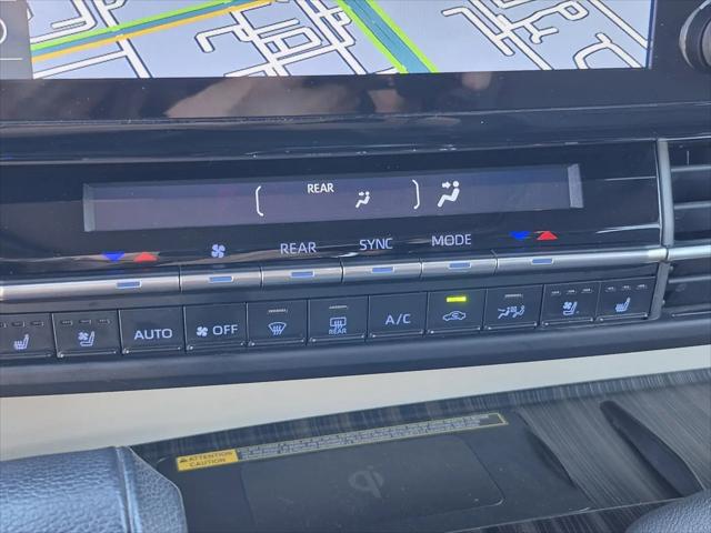 2022 Toyota Sienna Platinum