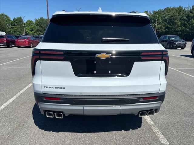 2026 Chevrolet Traverse FWD LT