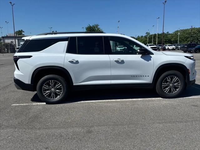 2026 Chevrolet Traverse FWD LT