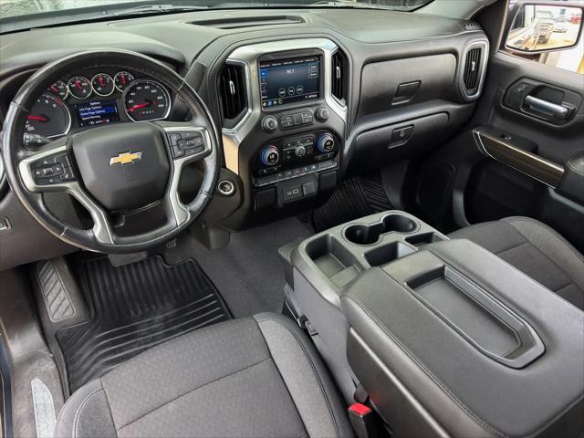 2022 Chevrolet Silverado 1500 4WD Crew Cab Short Bed LT with 2FL