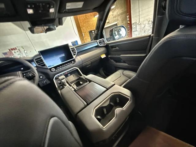 2026 Toyota Tundra Platinum CrewMax 5.5' Bed