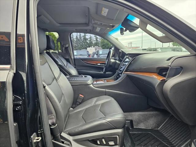2017 Cadillac Escalade ESV Premium Luxury