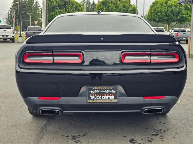 2015 Dodge Challenger SXT Plus