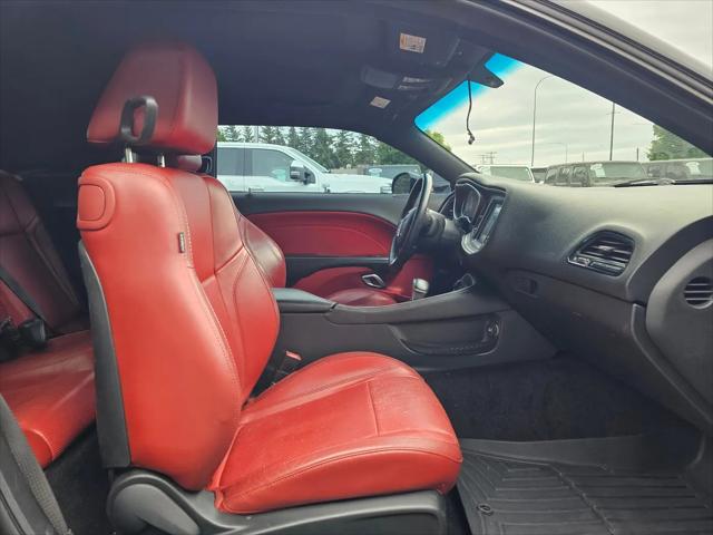 2015 Dodge Challenger SXT Plus